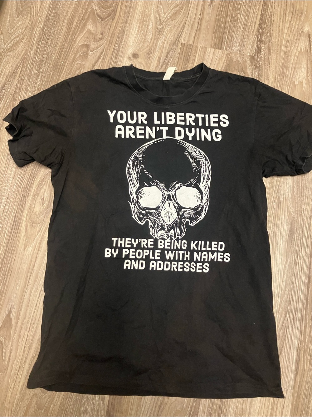 Anti state Men’s Tee